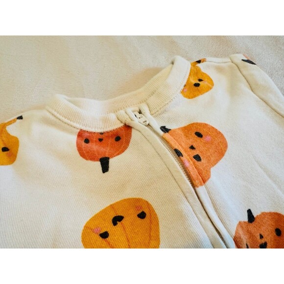 Pumpkin Sleeper and Halloween Long Sleeve One Piece Bundle Size 6 Months - Picture 11 of 12